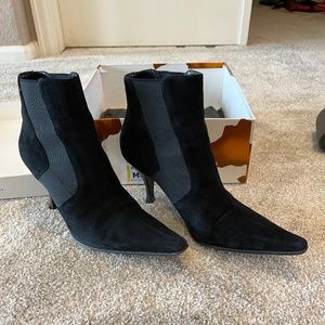 Donald J. Pliner women's ankle boots, black suede, size 9, used in original box